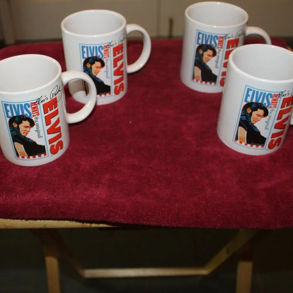 Signature Product Elvis Presley Set 4 Mugs 